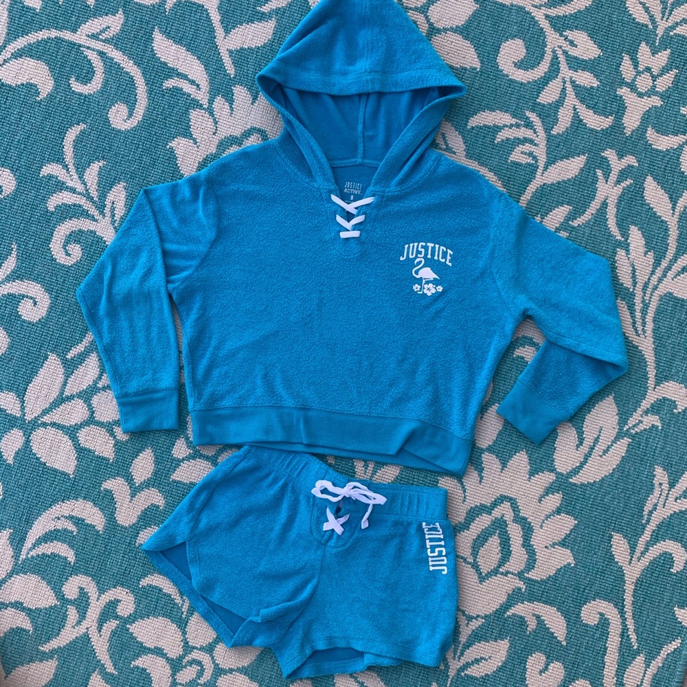🌊Matching Terrycloth Hoodie and Shorts 🦩